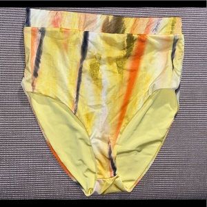 Fashion nova bikini bottoms